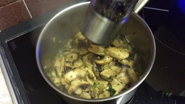 Hubová polievka (videorecept) - obrázok 2