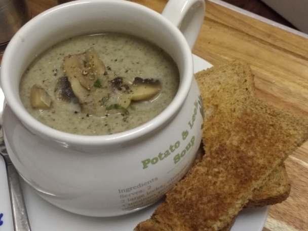 Hubová polievka (videorecept) - obrázok 5