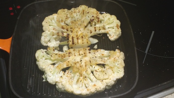 Karfiolový steak so zemiakovou kašou (videorecept) - obrázok 2