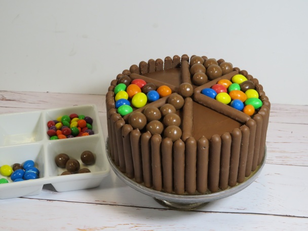 Torta s čokoládovými prstami (videorecept) - obrázok 8