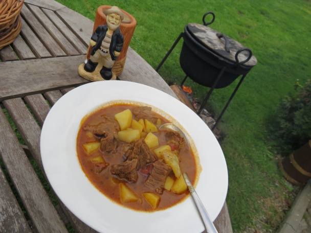 Kotlíkový guláš (videorecept) - obrázok 4