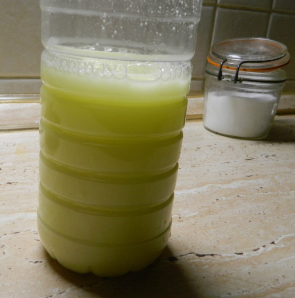 Lahodný domáci syr s bylinkami - obrázok 8