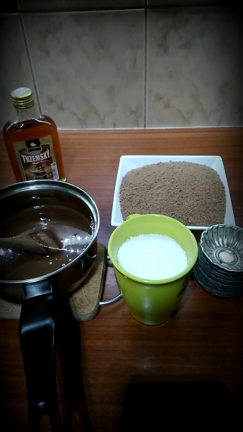 Rýchly nepečený koláčik - obrázok 1