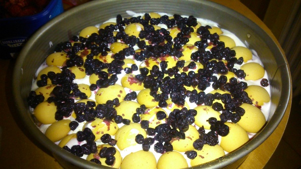 Studená torta na keksíkovom korpuse (fotorecept) - obrázok 5