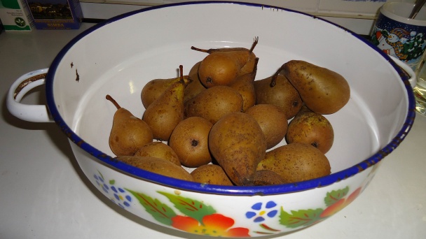 Hruškový zákusok so zapečenou plnkou (vianočný recept) - obrázok 1