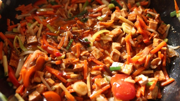 Tofu s ázijskou zeleninou na karí (fotorecept) - obrázok 3