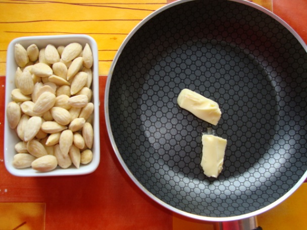 Kuracie prsia s broskyňou, nivou a praženými mandľami (fotorecept) - obrázok 4