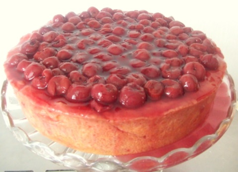 Koláč s tvarohom a čerešňami - obrázok 7