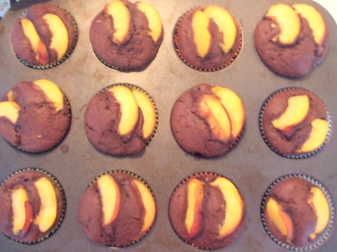 Čokomuffiny s broskyňami (fotorecept) - obrázok 5