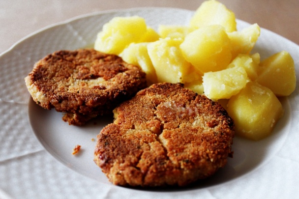 Burger s cícerovými plackami - obrázok 5