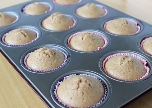Vanilkové cupcakes so škoricovým krémom (fotorecept) - obrázok 4