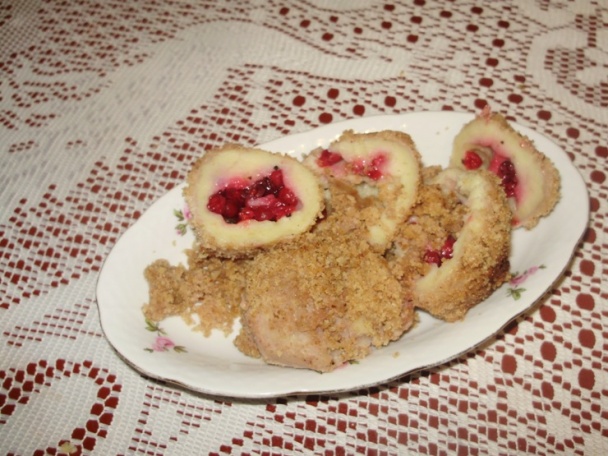 Zemiakové gule plnené ríbezľami (fotorecept) - obrázok 7