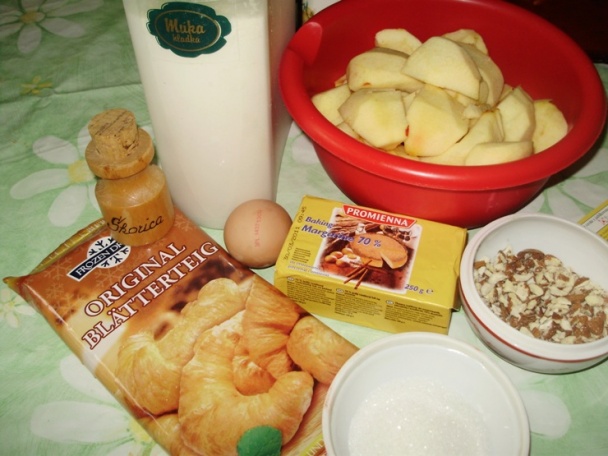 Rezy z lístkového cesta s jablkovou plnkou (fotorecept) - obrázok 1
