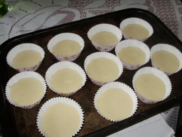 Cupcakes s jahodovou polevou (fotorecept) - obrázok 4
