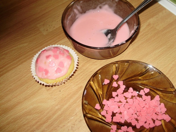 Cupcakes s jahodovou polevou (fotorecept) - obrázok 6