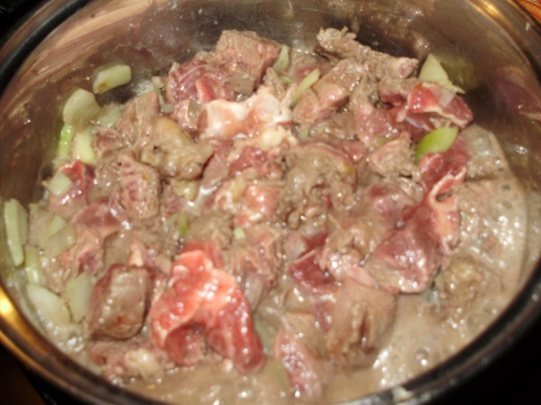 Hovädzí guláš (fotorecept) - obrázok 2