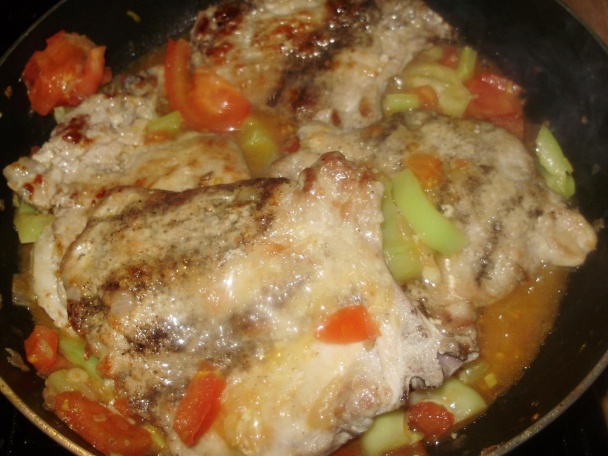 Bravčové kotlety s paradajkou a paprikou (fotorecept) - obrázok 7