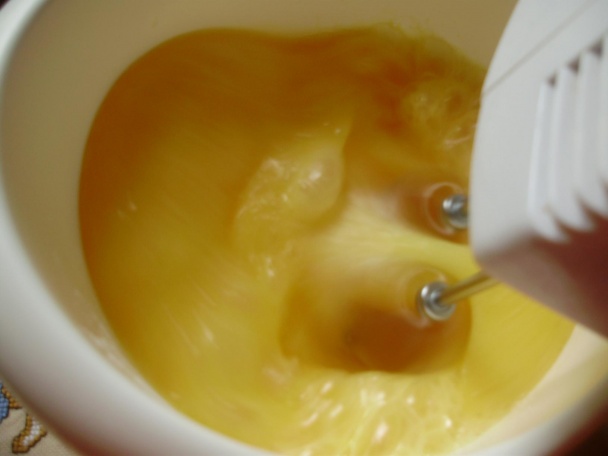 Koláč s karamelovým krémom (fotorecept) - obrázok 2