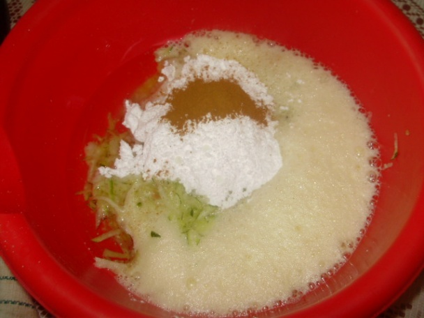 Cuketový koláč s ovocím (fotorecept) - obrázok 6