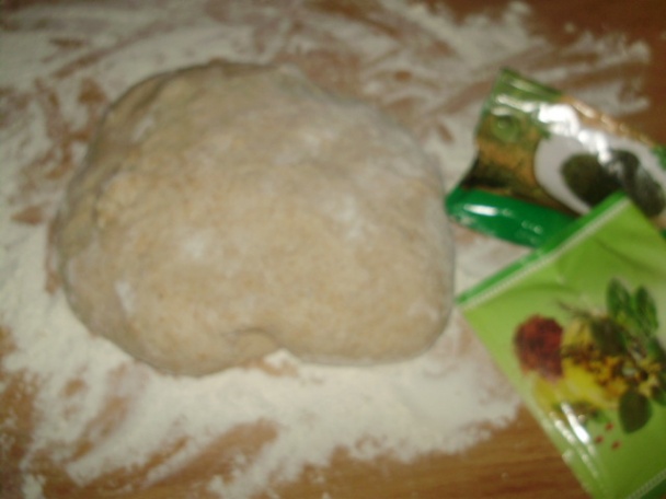 Pizza zo špaldovej múky (fotorecept) - obrázok 2