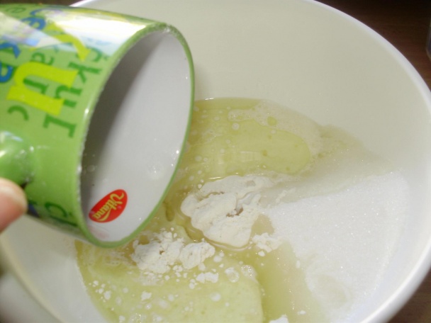 Tvarohovo-pudingovo-čerešňový koláč (fotorecept) - obrázok 3