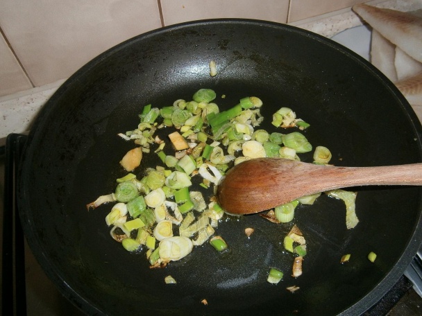 Baklažánová  zmes so špaldovými cestovinami (fotorecept) - obrázok 3