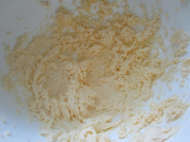 Koláč s džemom a kokosovým snehom podľa A. Polákovej (fotorecept) - obrázok 1