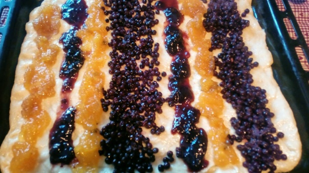 Kysnutý koláč s čučoriedkami (fotorecept) - obrázok 2