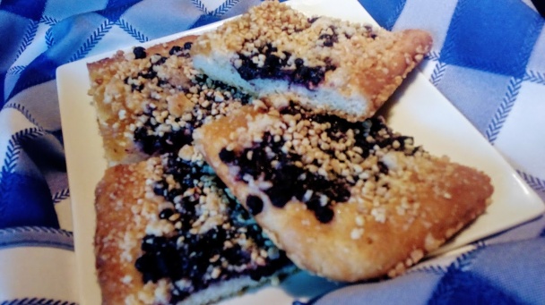 Kysnutý koláč s čučoriedkami (fotorecept) - obrázok 5