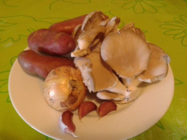 Hlivová polievka s mrveničkou (fotorecept) - obrázok 4