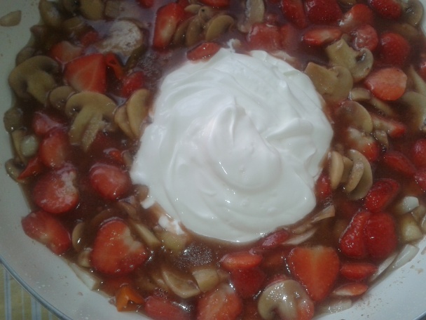 Kuracie stehno s jahodami a šampiňónmi (fotorecept) - obrázok 10