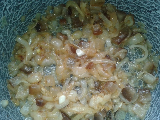 Mleté mäso s kyslou kapustou a zemiaky (fotorecept) - obrázok 7