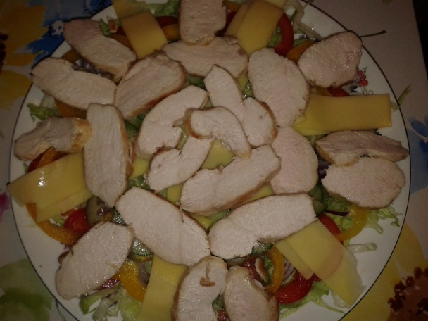 Hydinový šalát s jogurtovou zálievkou (fotorecept) - obrázok 9