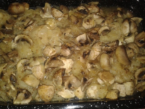 Šampiňónová polievka s kyslou kapustou (fotorecept) - obrázok 6