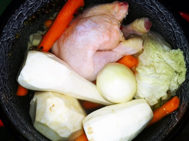 Kurací šalát s vajcom a so zeleninou (fotorecept) - obrázok 1