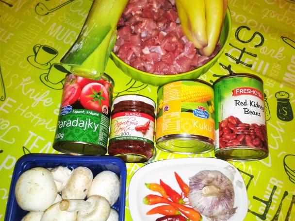 Morčacie stehno so zeleninou a hríbmi (fotorecept) - obrázok 1