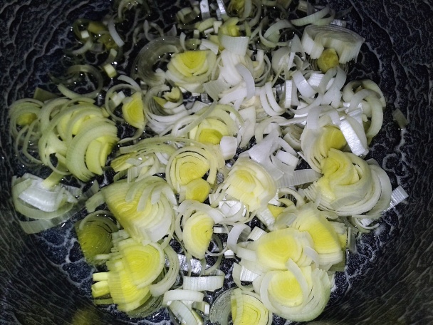 Zelerovo-paradajková polievka (fotorecept) - obrázok 4