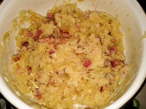 Cesnakové kapustovníky z lístkového cesta (fotorecept) - obrázok 4