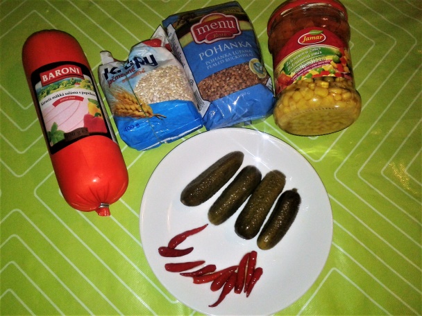 Pikantný šalát z jačmenných krúpov a pohánky (fotorecept) - obrázok 1