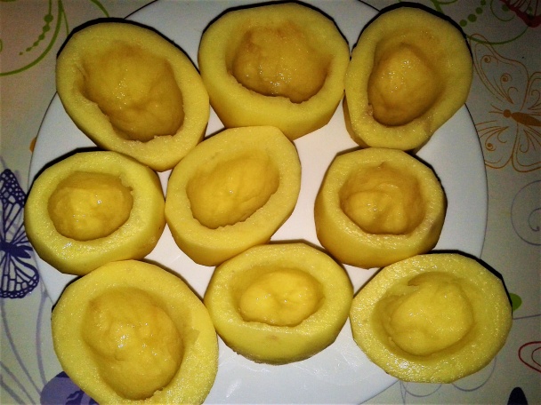 Dusené plnené zemiaky s paradajkovou šťavou (fotorecept) - obrázok 3