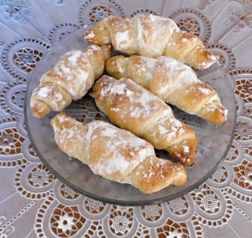 Croissanty z lístkového cesta - obrázok 2