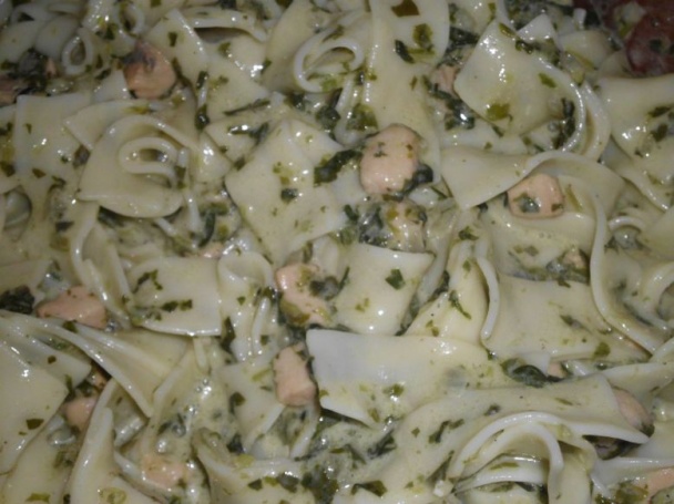 Cestoviny s omáčkou z lososa a špenátu (fotorecept) - obrázok 6