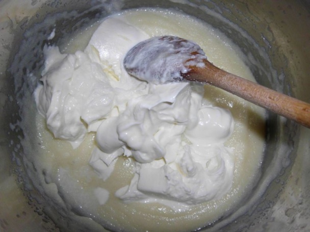 Makovo-tvarohový koláčik s ovocnou nôtou (fotorecept) - obrázok 1