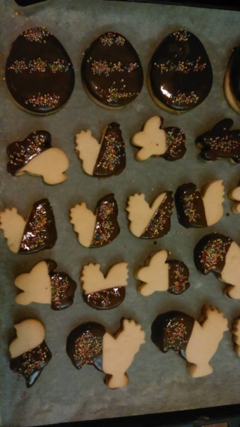 Veľkonočné linecké koláčiky - obrázok 4