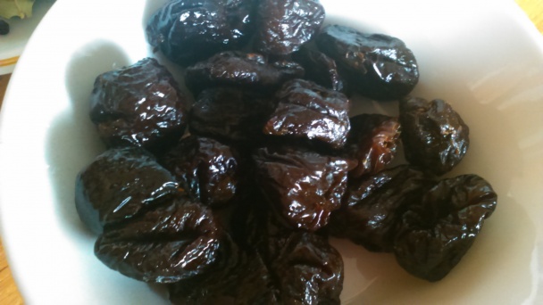 Šošovicová polievka na kyslo so sušenými slivkami (fotorecept) - obrázok 4