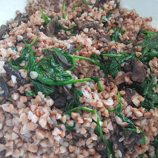 Pohánka so šampiňónmi a s baby špenátom (fotorecept) - obrázok 4