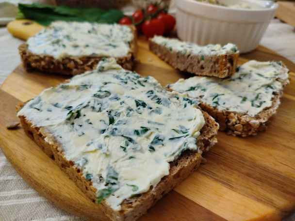 Nátierka s medvedím cesnakom  - obrázok 3