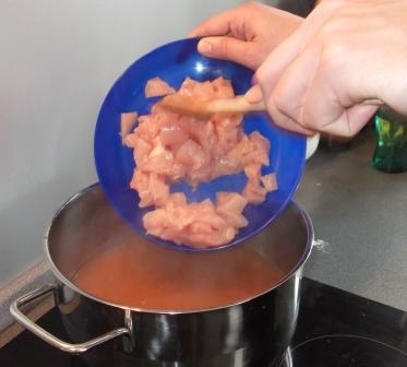 Čínska ostro-kyslá polievka s kuracím mäsom (fotorecept) - obrázok 9