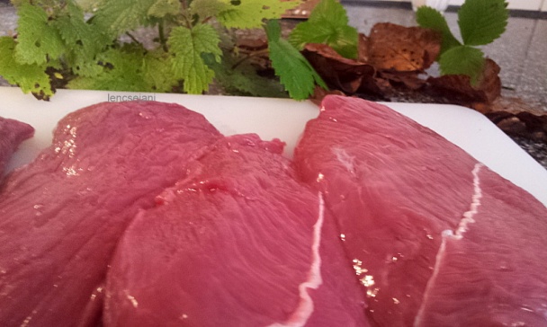 Jelenie dusené stehno (fotorecept) - obrázok 1