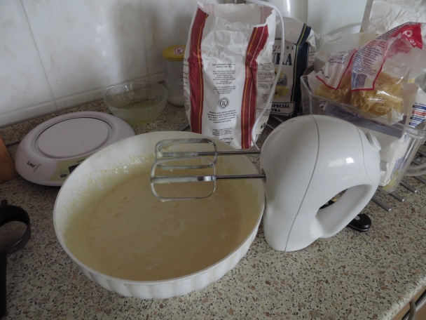 Hrnčeková bublanina s posýpkou - obrázok 1